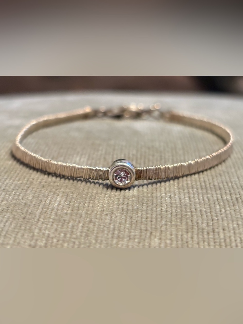Silpada 925 Sterling Silver CZ
Take a Bow Bracelet B2703